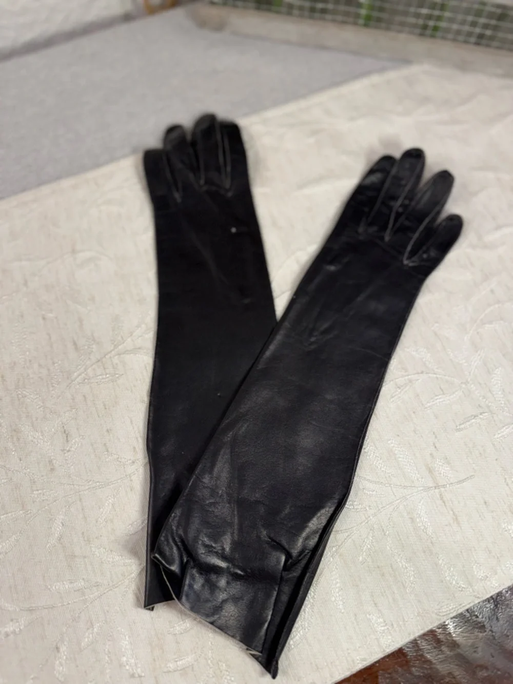 Vintage Italian Black Leather Opera Gloves Size 6.5‎ Made in Italy Formal “Note”